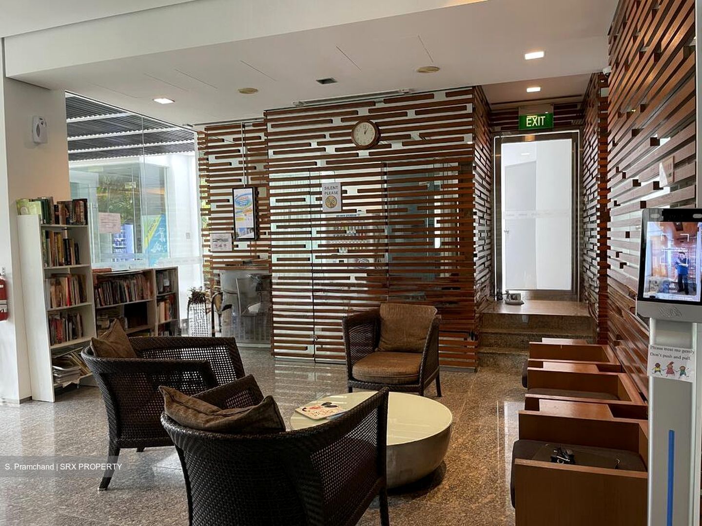 The Lakeshore (D22), Condominium #520243661